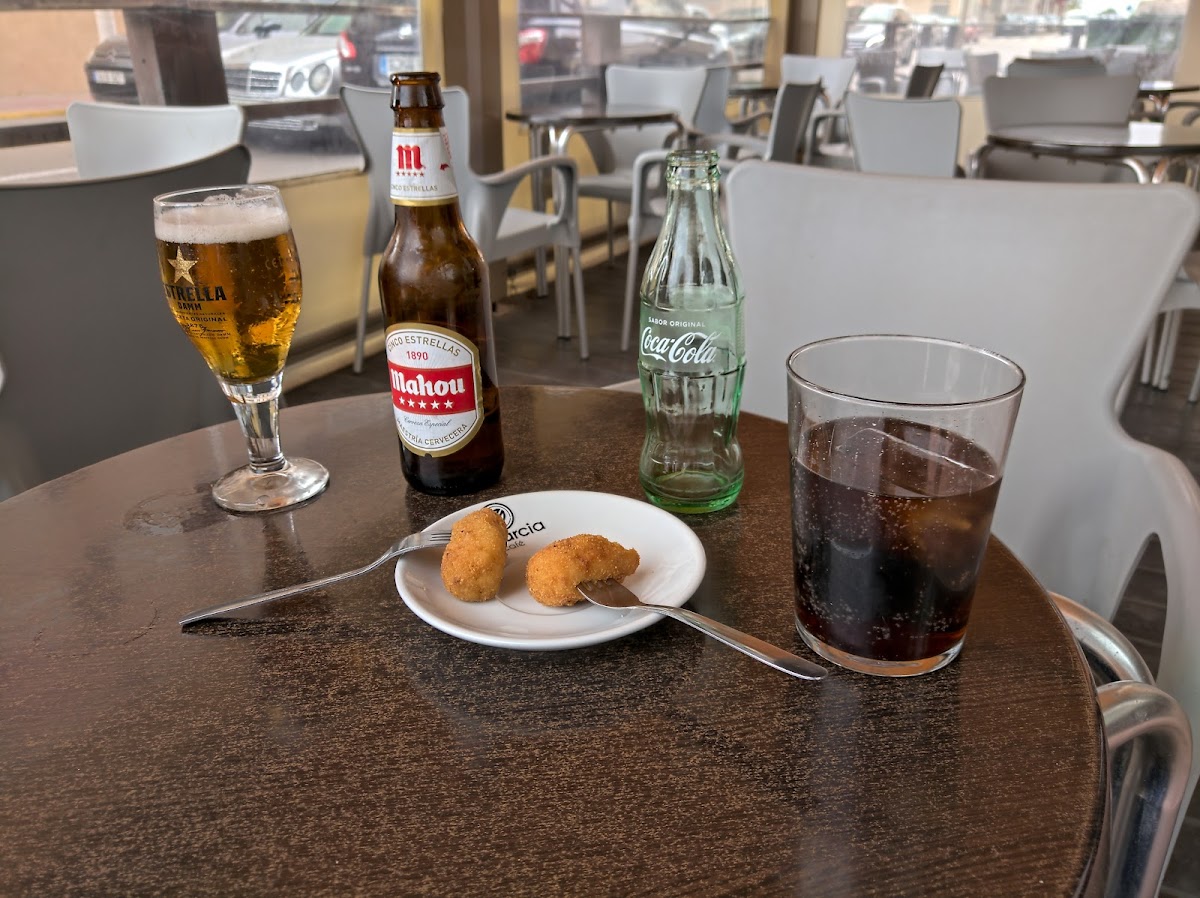 Café Pub El Camarote-6